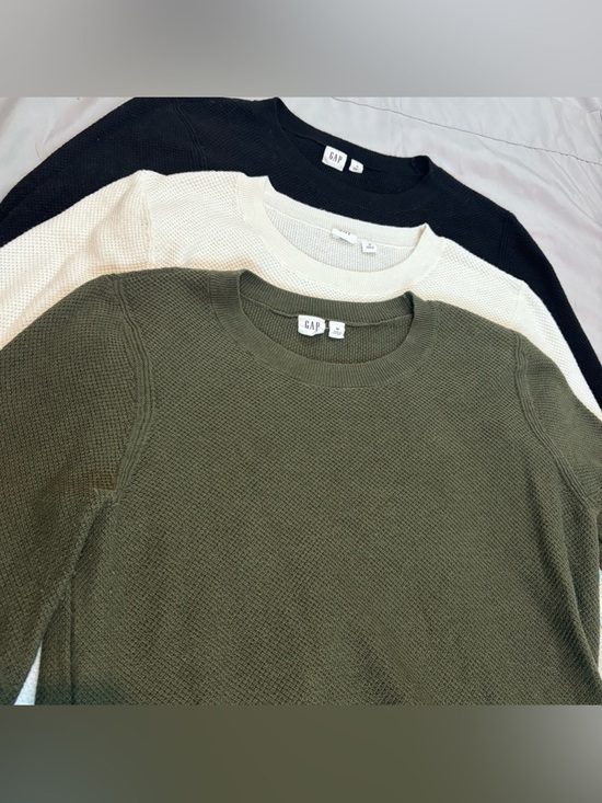 GAP Tops - Gap Thermal Shirts Set 3 Sz Med Cotton Long Sleeve Basics Black White Green